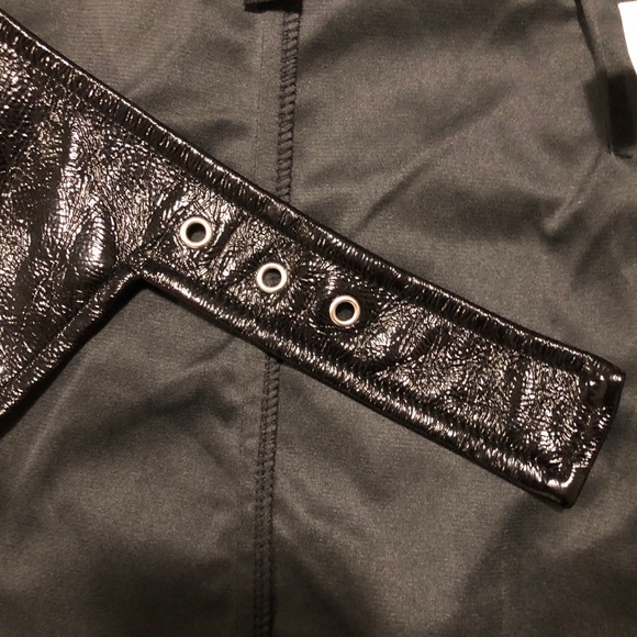 Forever 21 shiny black vinyl wrap mini skirt - Picture 9 of 11